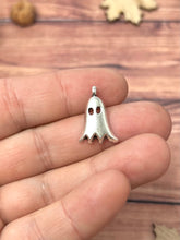 Load image into Gallery viewer, Autumn & Halloween Metal Charm for ID tags, Keyrings and Jewlery