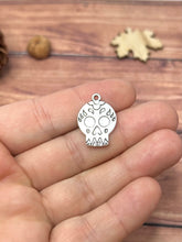 Load image into Gallery viewer, Autumn & Halloween Metal Charm for ID tags, Keyrings and Jewlery
